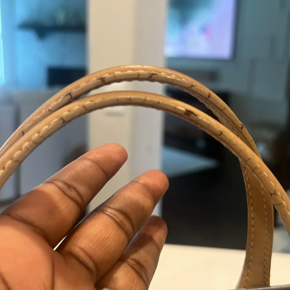 CHANEL Matelasse Chain Tote Bag Leather Beige Silver - Picture 14 of 16